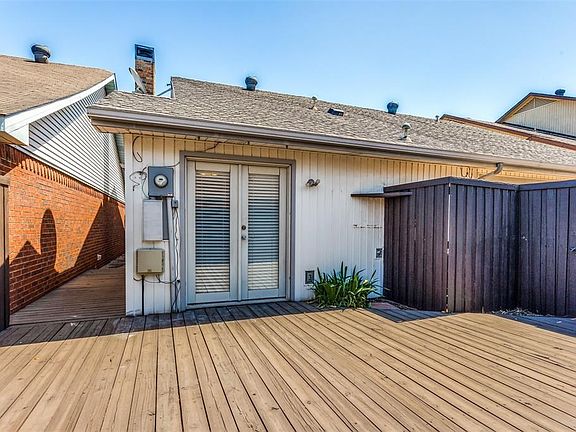 5th image of 1009 Wakefield Dr