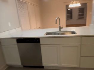 748 N 34th St, Milwaukee, WI 53208