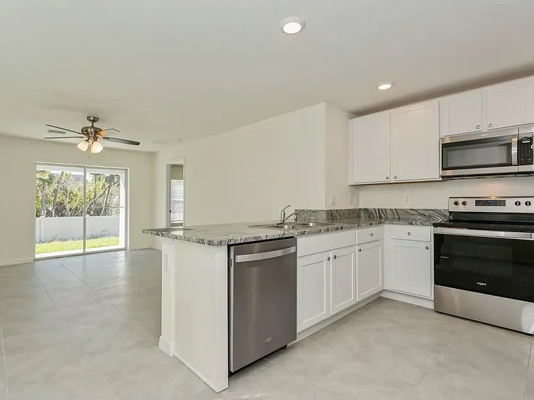 5185 Rocky Coast Pl — Photo 6