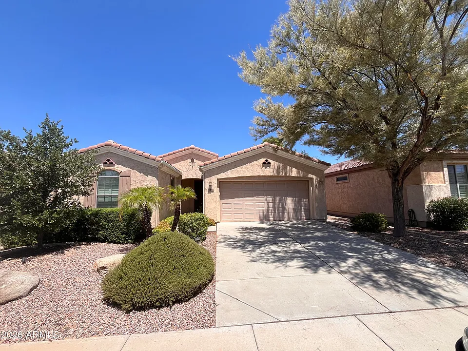 4502 E Narrowleaf Dr