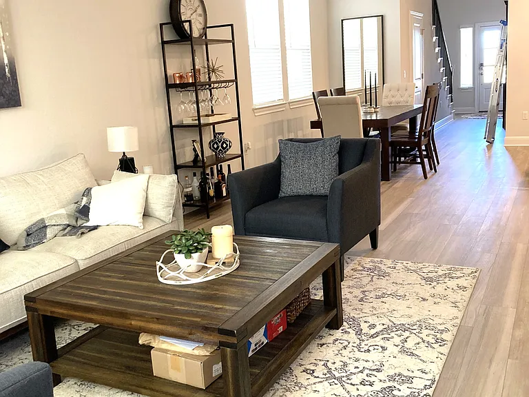 15504 Ellinger Dr — Photo 5