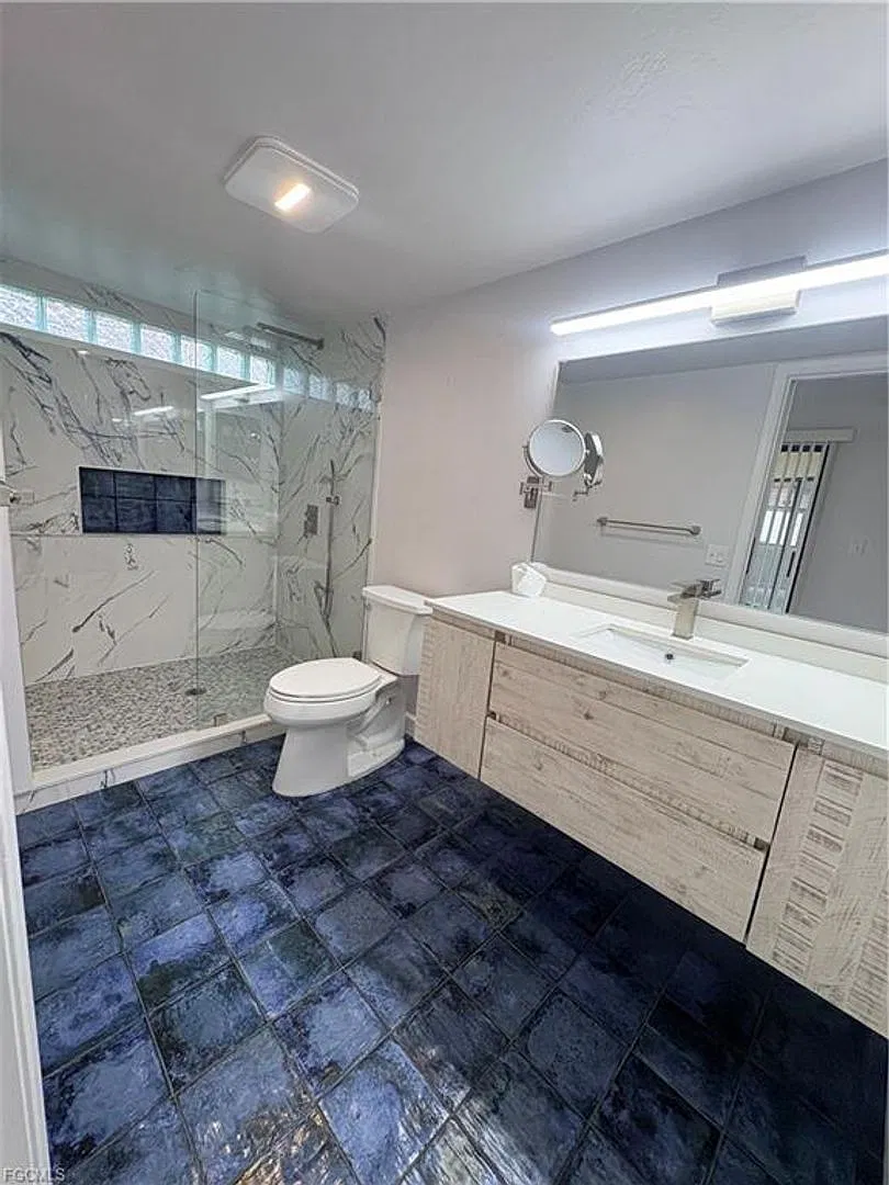 Naples Condo for Rent! — Photo 4