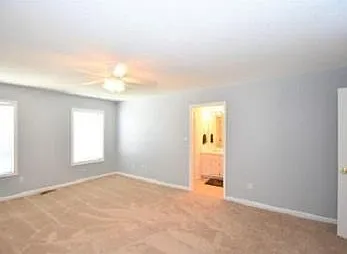 111 S Springview Dr — Photo 15