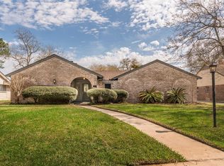 1710 Davon Ln, Houston, TX 77058