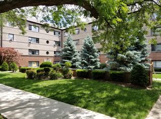 2231 W Morse Ave, Chicago, IL 60645