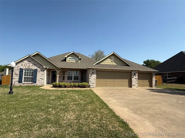 1117 W Dogwood St, Skiatook, OK 74070