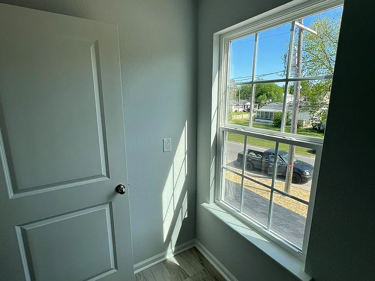 606 Mason Ave — Photo 28