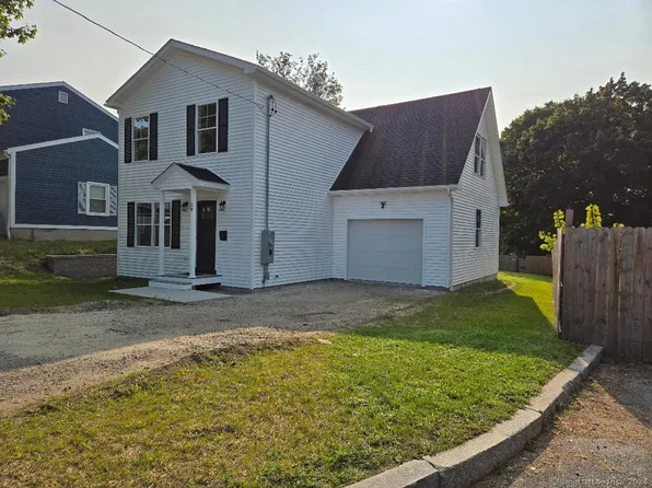 28 Margaret Street, New London, CT 06320