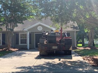 7878 Park Gate Dr #B11, North Charleston, SC 29418