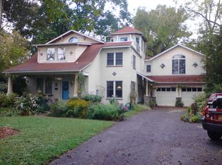 7513 Macarthur Blvd, Cabin John, MD 20818