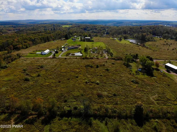 Slater Rd, Beach Lake, PA 18405