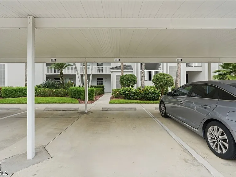 10480 Washingtonia Palm Way #1126 — Photo 3