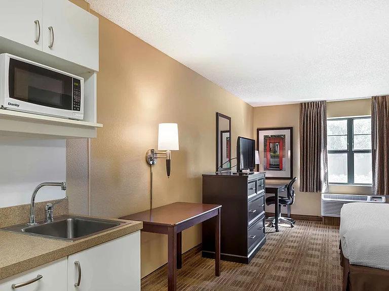 Studio Suite - 1 King Bed
