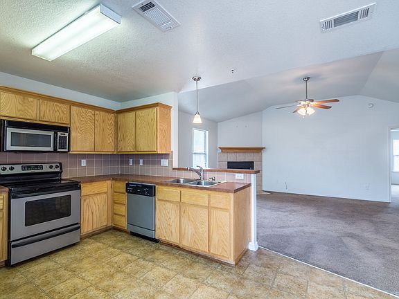 5th image of 1302 Marlee Cir
