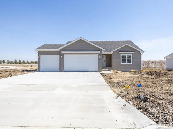 1645 Dalton St, Jesup, IA 50648