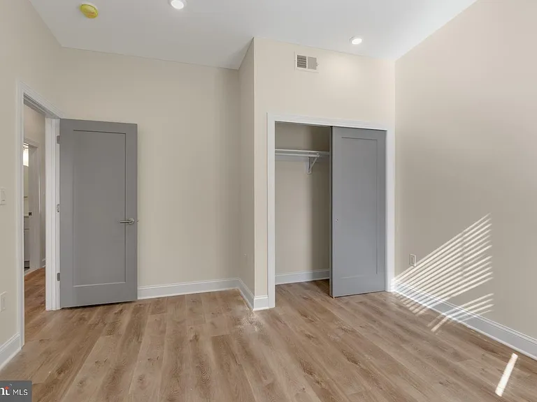 511 Gorgas Ln #E — Photo 16