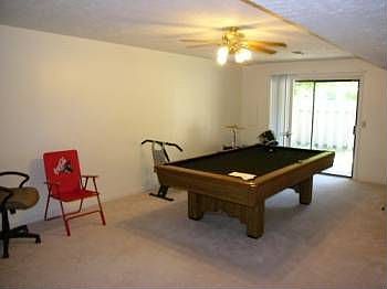 5th image of 924 S 119th Ct