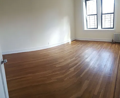 Rented by Smart NY Realty LLC | media 3
