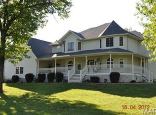 4887 Southern Oaks Dr, Hillsboro, MO 63050