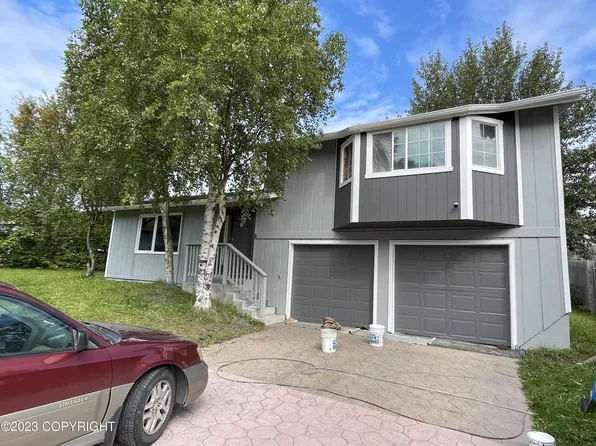 9421 Dundee Cir, Anchorage, AK 99502