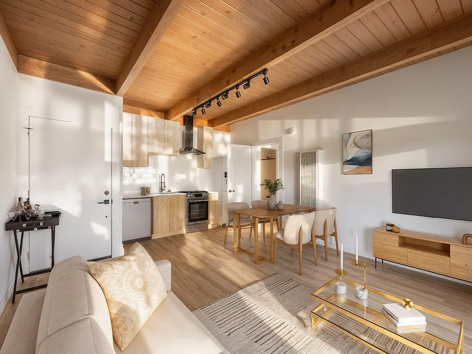 Renovated Units in Prime Palms/Mar Vista