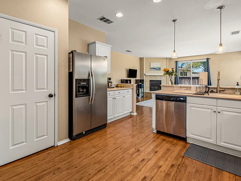 31844 Empresa Cir — Photo 8