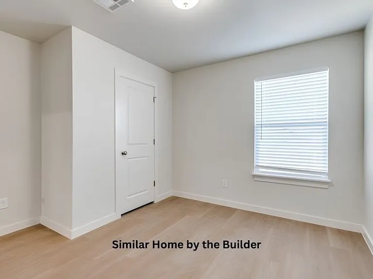 1616 Highland Loop — Photo 16