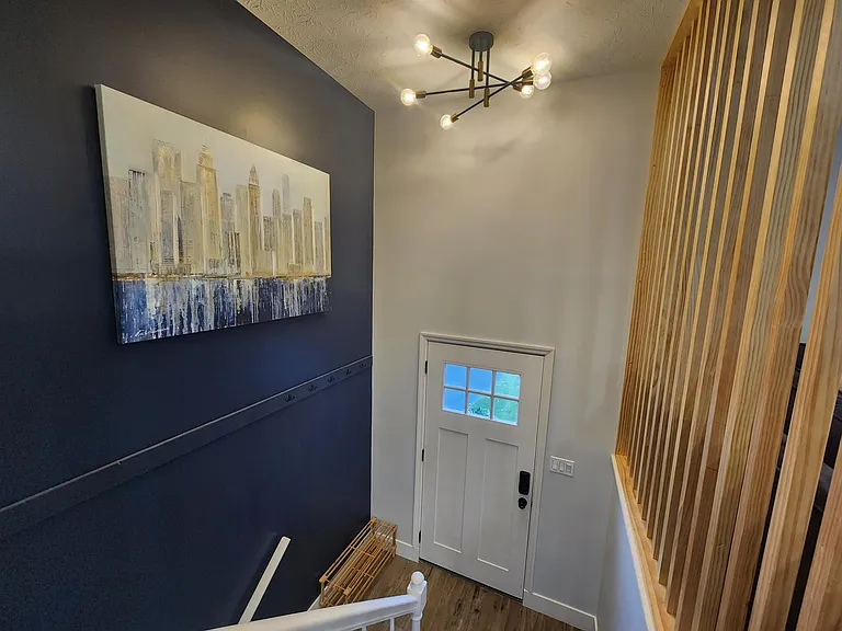 8640 Wilmette Ct — Photo 17