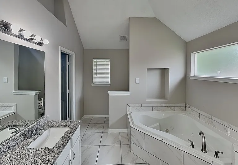 5657 Wolf Pack Dr — Photo 11