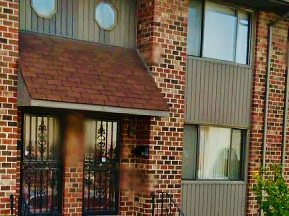 341 W 30th Pl