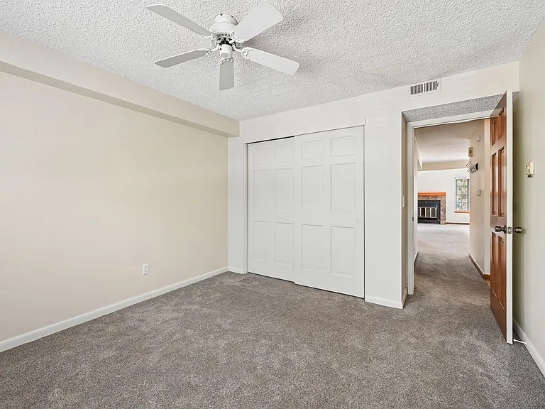 5902 Gunbarrel Ave #E — Photo 15