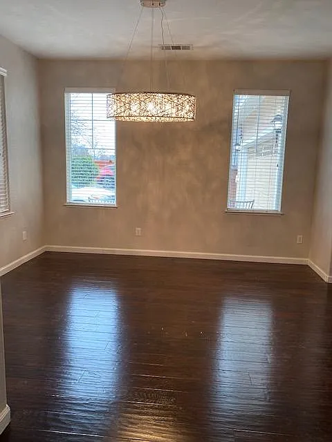 5 bed, 3.5 bath, 2798 sqft, $4,250 — Photo 4