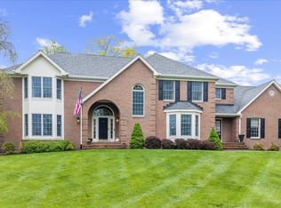 27 Shy Creek Rd, Alexandria Twp., NJ 08867