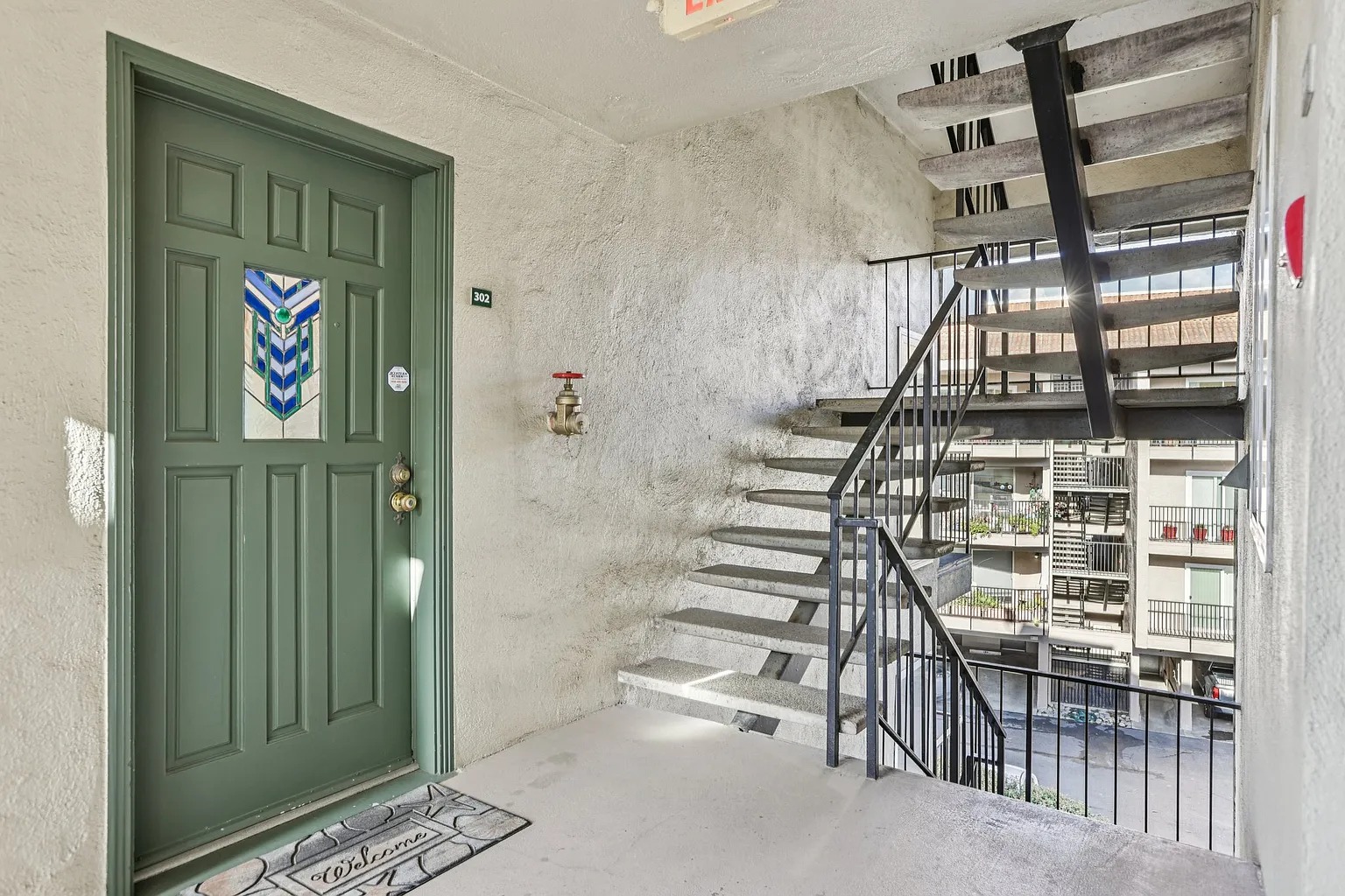 825 Balboa Ave Unit 302 photo 1