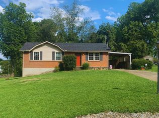 400 Valley View Dr, White House, TN 37188