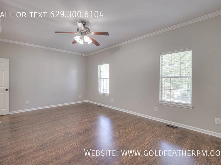 5888 Woodlands Ave — Photo 66
