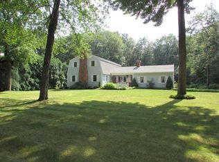 22 Ashton Ln, South Hadley, MA 01075