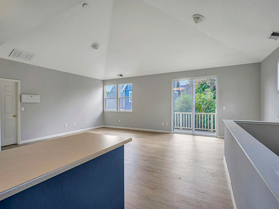Entry - Great Room