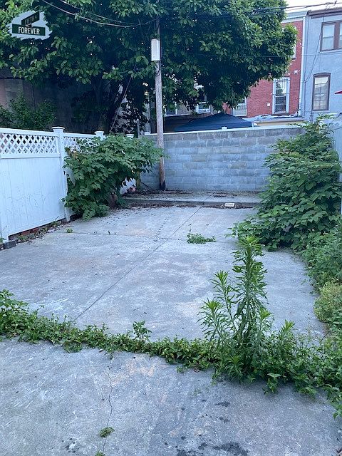 1st image of 210A Thomas S Boyland St #G