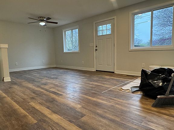 2nd image of 624 Penn St