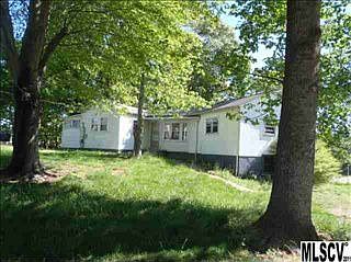 2nd image of 2468 Gatlin Pl
