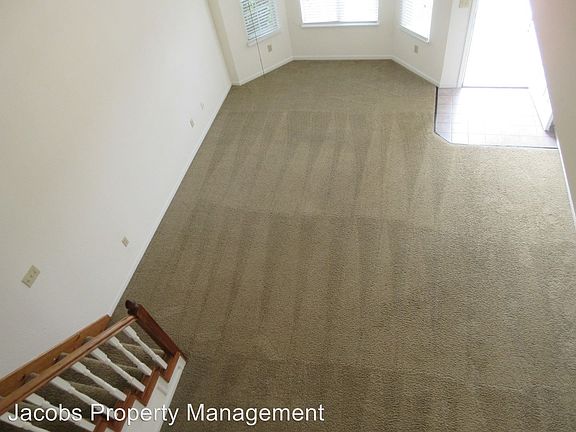 4th image of 4921 W Millbrook Dr