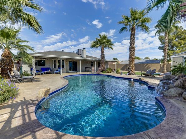 4933 E Tierra Buena Ln