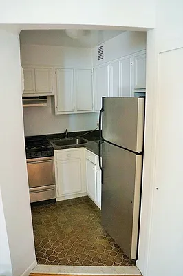 Rented by America Mecca Realty LLC | media 31