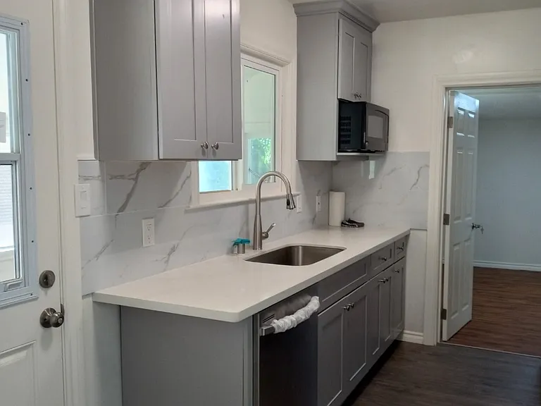 14480 Robinson Ave — Photo 21
