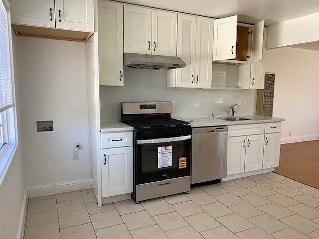 1132 69th Ave — Photo 5