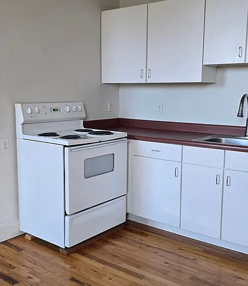 101-107 W Bridge St #4 — Photo 7