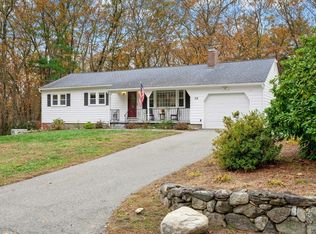 28 Chestnut Hill Rd, Chelmsford, MA 01824