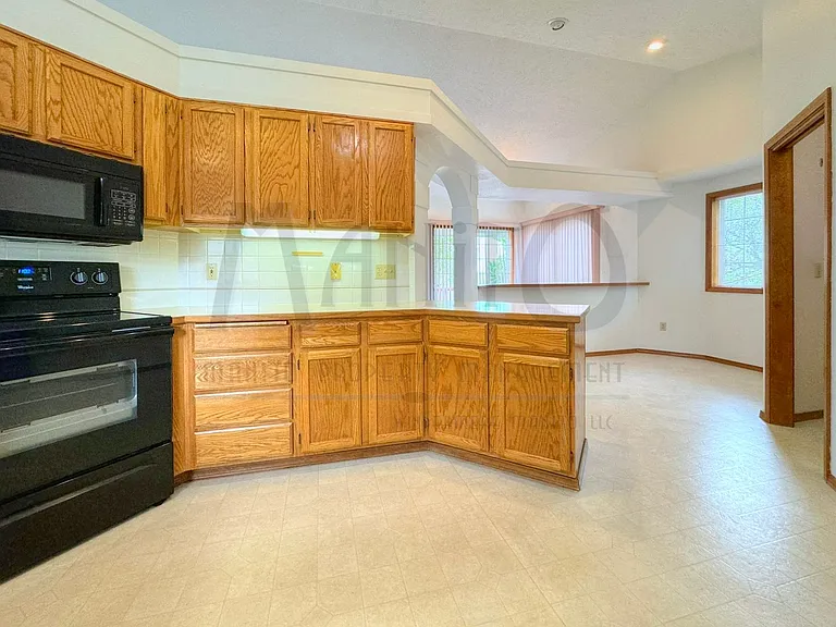 5002 S Morrill Ln — Photo 11