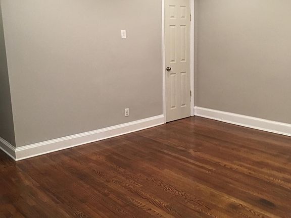 Bright and crisp living room welcomes you daily. 